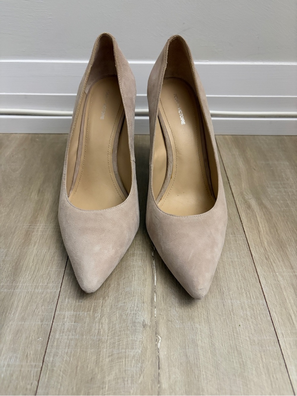 Pour La Victoire Nude Suede Pumps